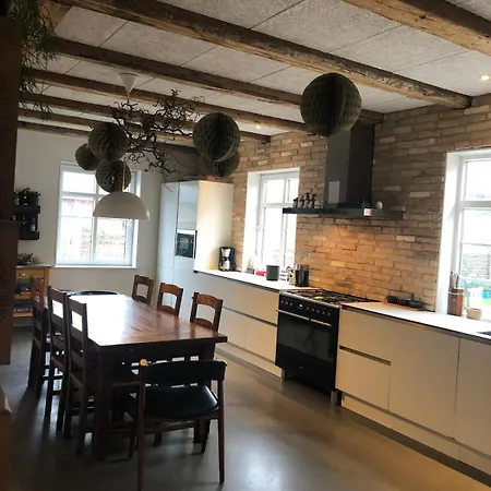 Villa Stor Med Privat Have